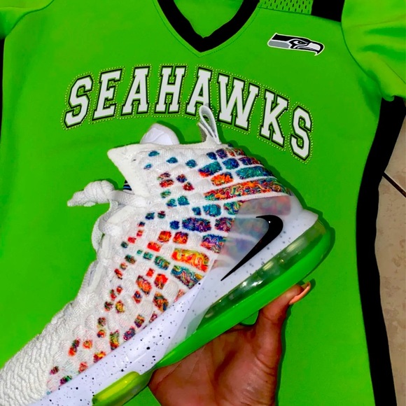 Seahawks fitted women’s jersey with BLING - Picture 2 of 6